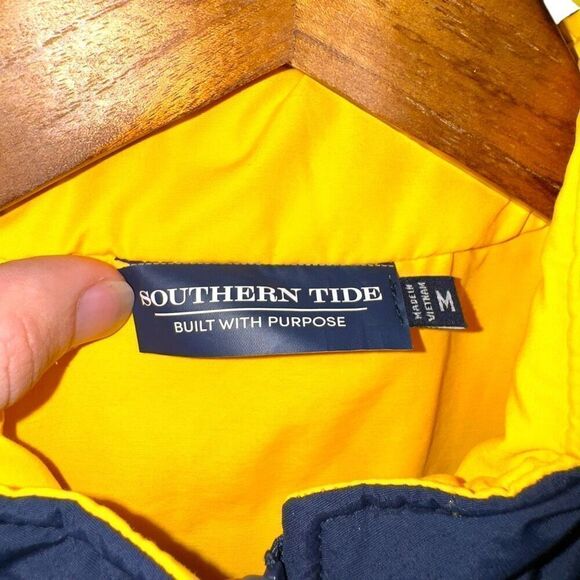 Southern Tide Navy Blue & Yellow Reversible Gilet Vest Size M - Picture 3 of 12